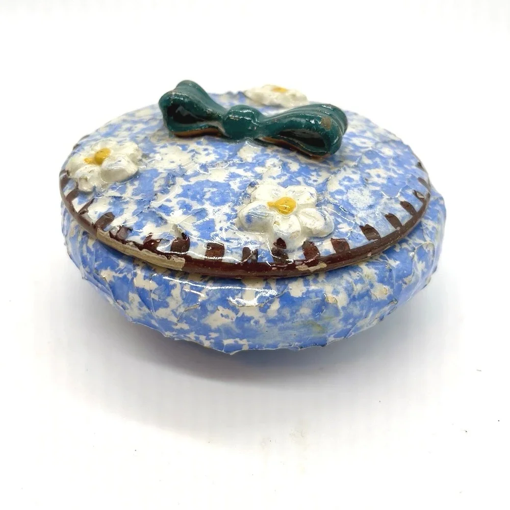 Vintage Ceramic Trinket‎ Box Blue White Speckled Daisy Bow Made in Italy